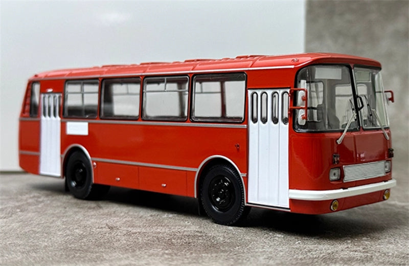 DEMPRICE Russian 695 Bus red 1:43 Bus Pre-built Model view5