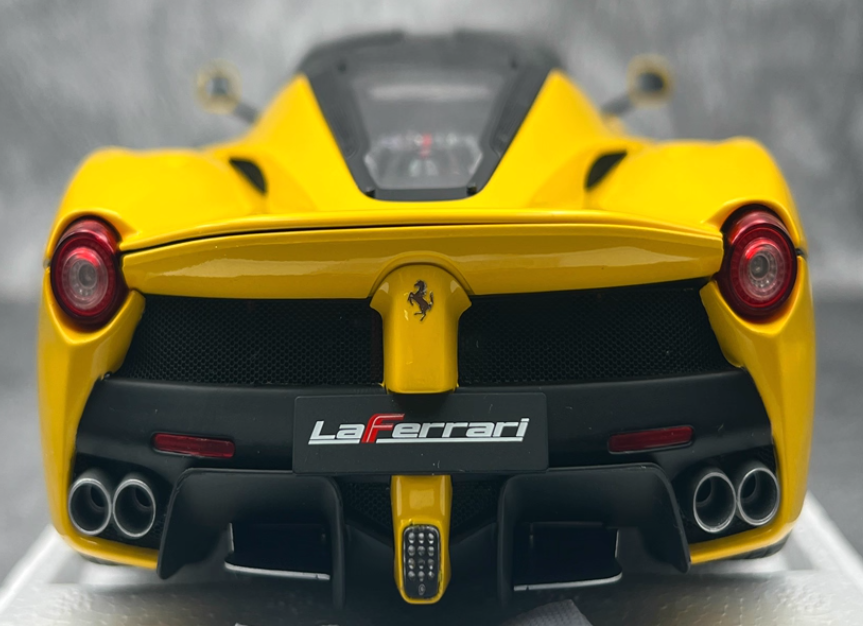 BBR MODELS Ferrari LaFerrari yellow hardtop 1:18 Car Pre-built Model view7