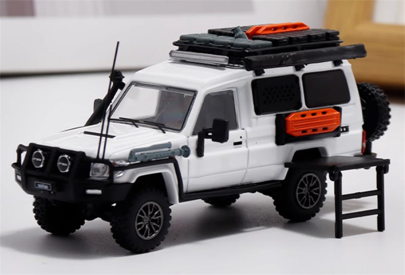 Autobots Models Toyota Land Cruiser LC78 J70 Off road modified version of personnel carrier white Limited Edition 499PCS ONLY 1:64 Truck Pre-built Model view6
