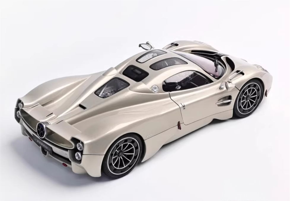 1:18 Pagani Utopia  Champagne Gold  LCD MODELS  DIECAST car Model