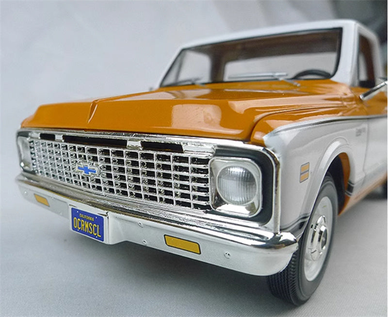 First Gear Chevrolet C-10 Pickup orange 1:25 Car Pre-built Model