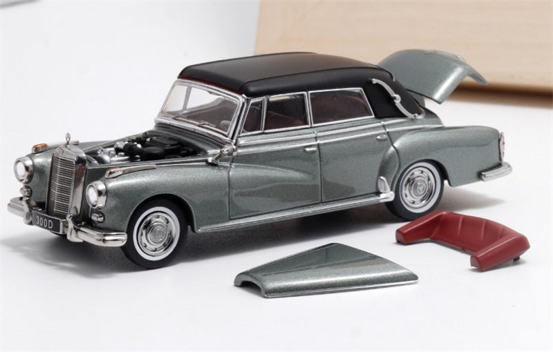 GFCC Mercedes Benz 300D 1959 Convertible Metallic Green LHD 1:64 car Pre-built Model view5