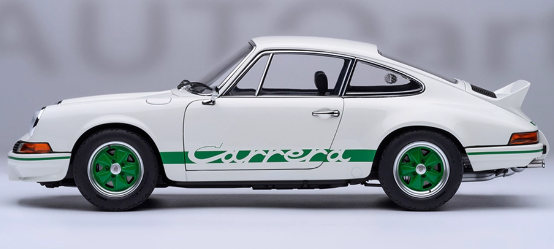 AUTOART Porsche 911 CARRERA 2.7 RS White 1:18 Car Pre-built Model view5