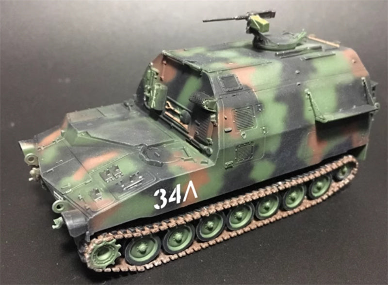 RZ-MODEL US M992A1 Field Artillery Ammunition Support Vehicle NATO camouflage #34 1:72 Tank Pre-built Model