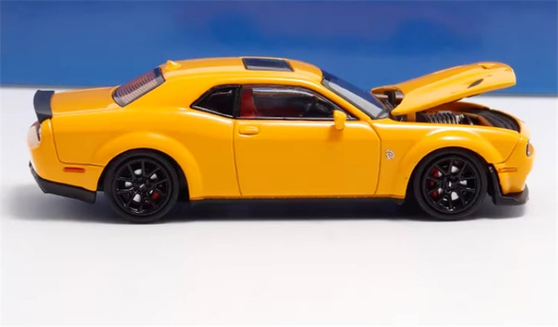 1:64 Dodge Challenger SRT Hellcat Limited Edition 699pcs ONLY  Yellow Stance Hunters DIECAST Model