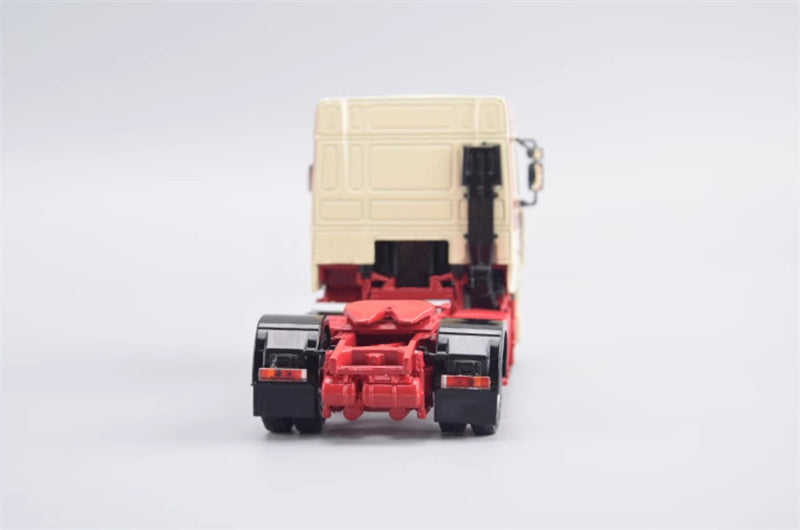 StartScaleModels DAF-95XF-430 Dutch Heavy truck 1:43 Truck Pre-built Model