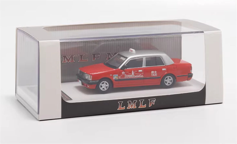 LMLF MODEL Toyota Crown Comfort Hong Kong Kowloon Taxi Red 1:64 Car Pre-built Model view8