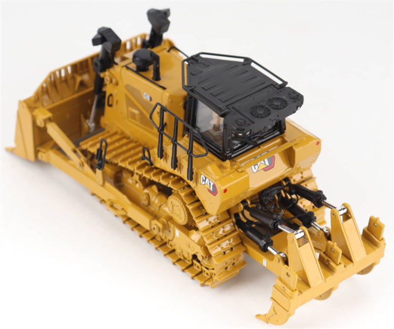 CATERPILLAR D8 Dozer Bulldozer 1:50 Truck Pre-built Model