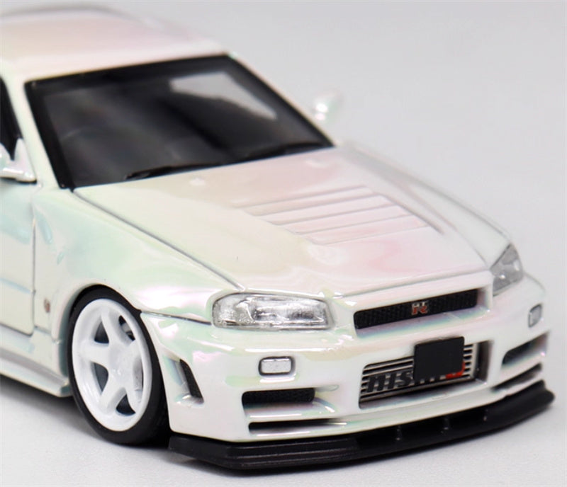 Fuji Nissan Skyline GT-R R34 Nismo Z-Tune White Pearl (White Wheel) High Wing Limited Edition 699PCS ONLY 1:64 Car Pre-built Model view7