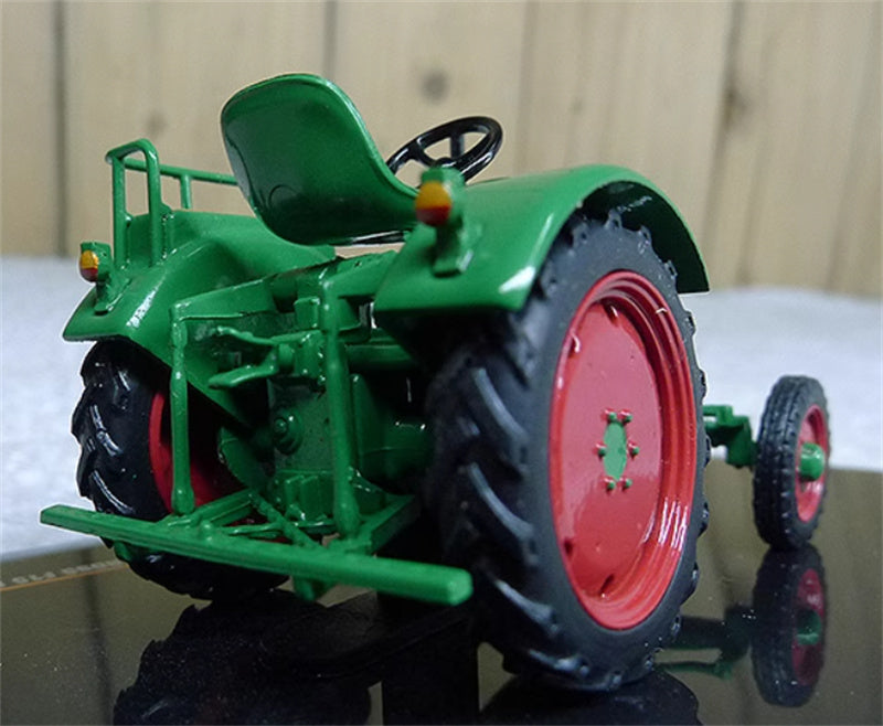 IXO Fendt Dieselross F15 H6 Classical tractor 1956 green 1:43 Truck Pre-built Model