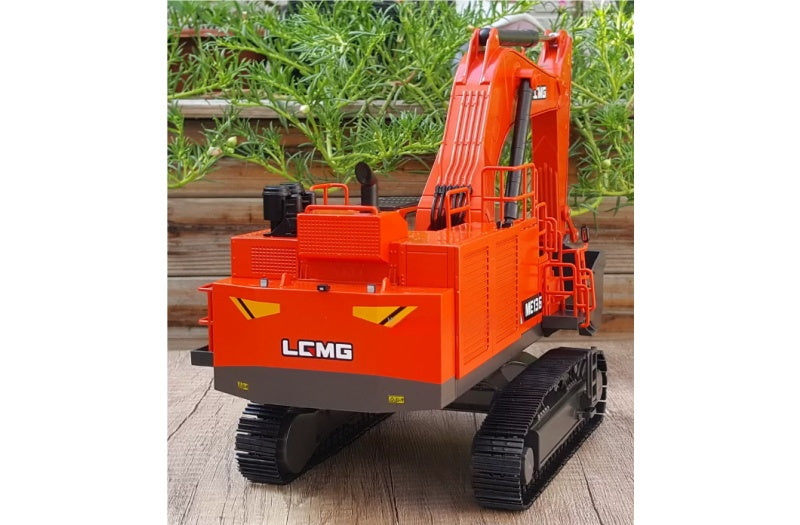 LGMG ME136 Large mining excavator Orange Red 1:35 Truck Pre-built Airliner Model Display view9