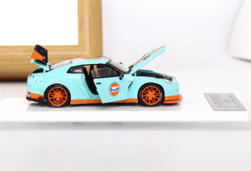 Oldtime Model Nissan GTR R35 LB PERFORMANCE wide body modification GULF 1:64 Car Pre-built Airliner Model Display view3