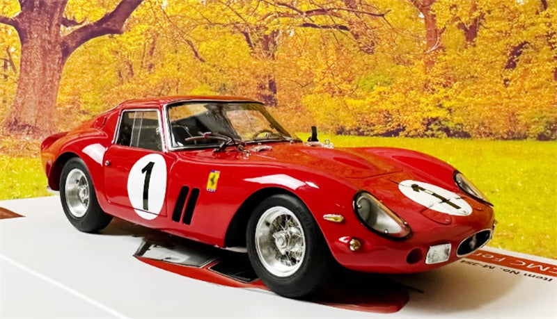 CMC Ferrari 250 GTO Winner 1000km Paris 1962 #3987 (LHD) Montlhery / R. Rodriguez #1 Limited Edition Red 1:18 Car Pre-a Model