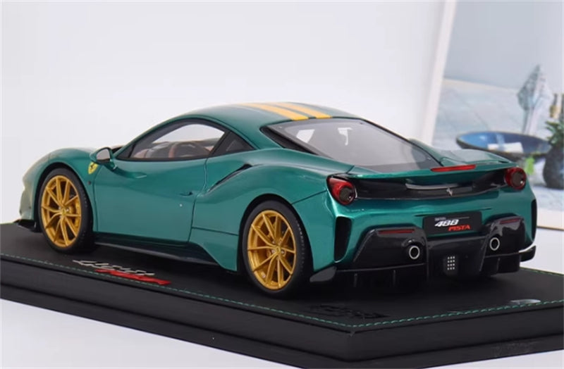 1:18 Ferrari 488 Pista  Metallic Green BBR MODELS Gift Box Edition Limited Edition 28PCS ONLY Resin Model