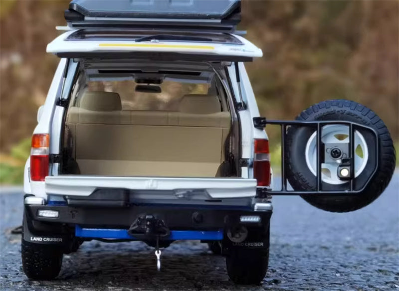 KengFai Toyota Land Cruiser LC80 White Off Road Edition With luggage rack 1:18 Truck Pre-built Model view10