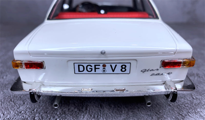 Schuco Glas 2600 V8 Glaserati White 1:18 Car Pre-built Model view6