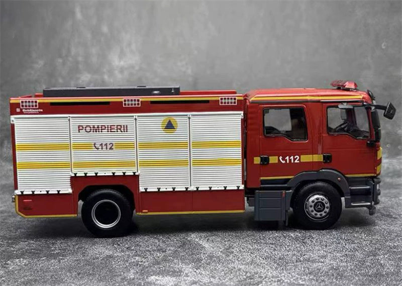 1:43 Man POMPIERII  JIEDA Rescue Major Red Diecast Model