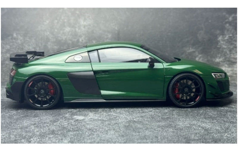1:18 AUDI R8 V10 GT RWD 2021 Metallic Green KengFai Hardtop version DIECAST Model
