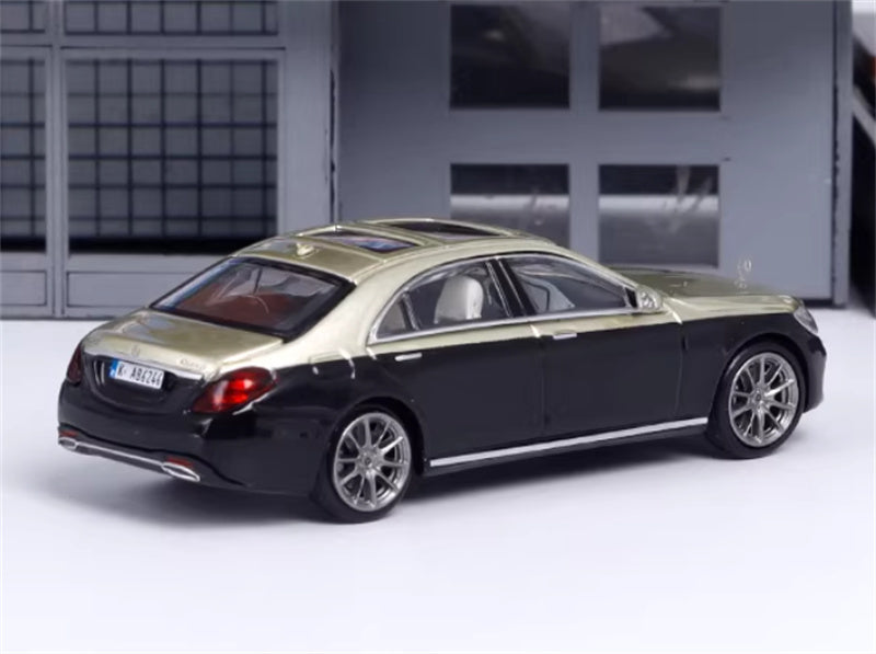 Master Mercedes Benz S-Class S450 W222 Black gold dual tone color 1:64 Car Pre-built Airliner Model Display view4