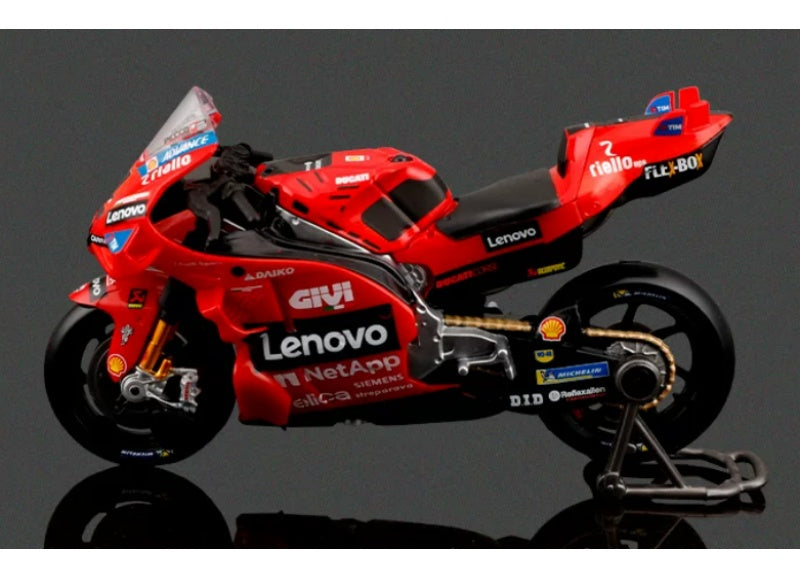 1:18 Ducati DESMOSEDICI GP 2024 Red TEAM 2024 #1 BAGNAIA Maisto  Diecast Motorcycle Model