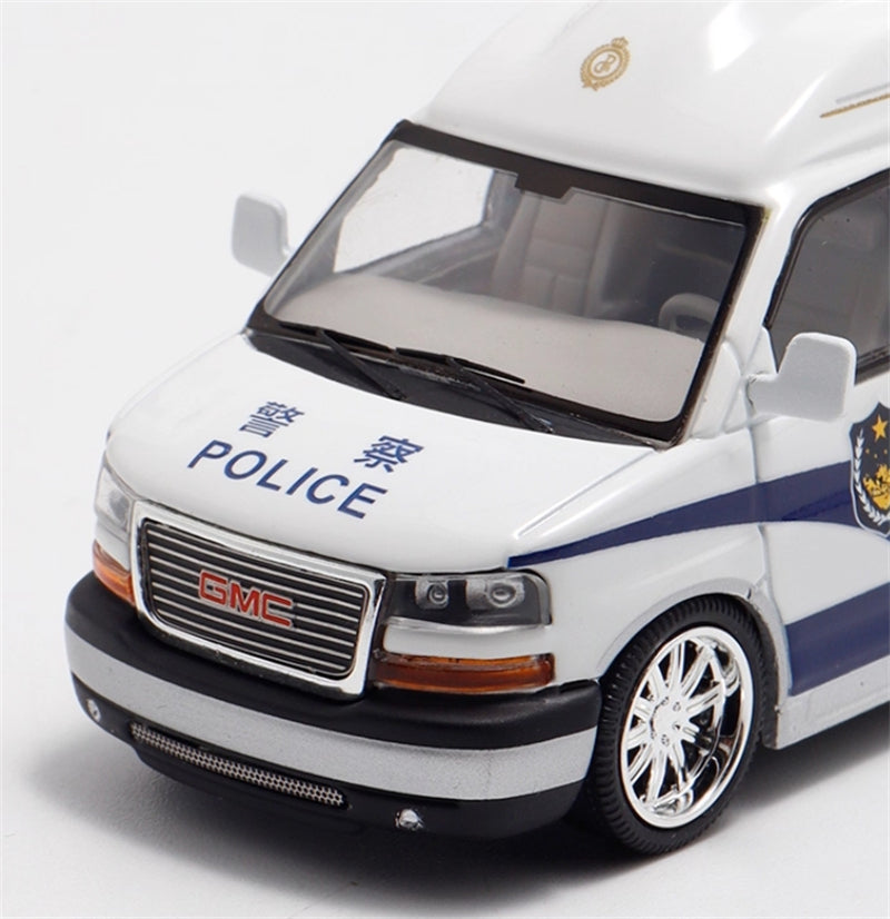 1:64 GMC Savana Business RV White GOC & The Art of Model DIECAST Limited Edition 199pcs ONLY Model