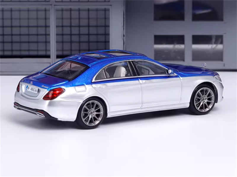 Master Mercedes Benz S-Class S450 W222 Blue silver dual color 1:64 Car Pre-built Airliner Model Display view5