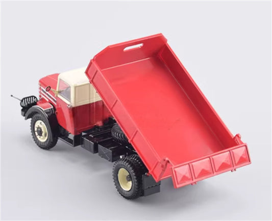 Premium ClassiXXs Csepel-D445 dump truck Red coating 1:43 Truck Pre-built Airliner Model Display view2