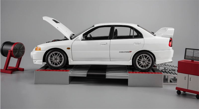 1:18 Mitsubishi Lancer Evolution IV GSR  Scotia White W / Dyno MOTORHELIX Limited Edition 999PCS ONLY DIECAST Model