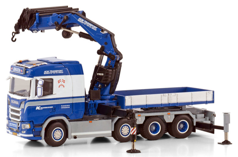 WSI SCANIA R NORMAL CR20N 8X2 TAG AXLE FASSI 1100 + BALLAST BOX AC Mejerimaskiner ACM Transport 1:50 Model