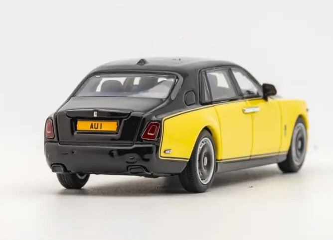 Banana 1:64 Rolls-Royce Phantom EWB Diecast Model HEC Limited Black & Yellow