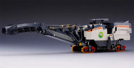WIRTGEN W155CFi Cold Milling Machine 1:35 Truck Pre-built Model