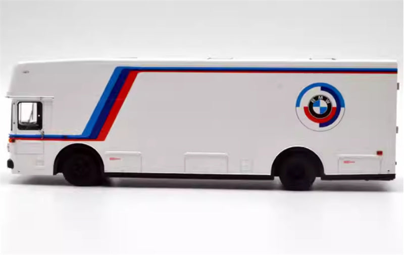 Schuco Renntransporter BMW Motorsport 1:43 Truck Pre-built Model view3