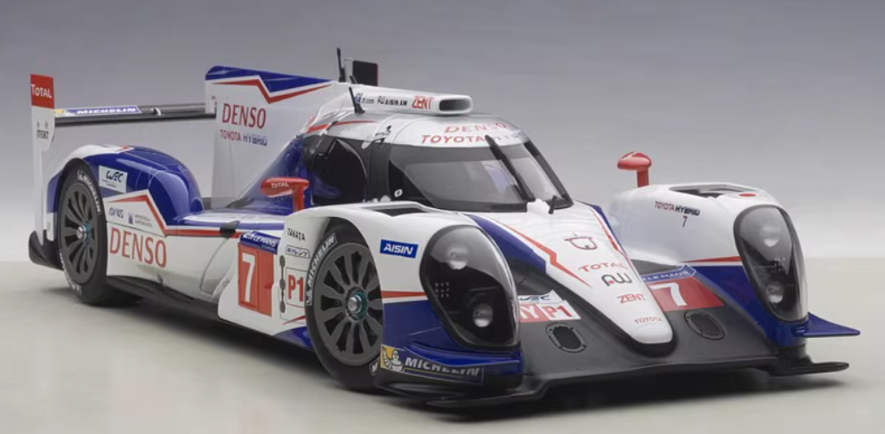 AUTOART Toyota TS040 Hybrid Endurance Race #7 1:18 Car Pre-built Model view3