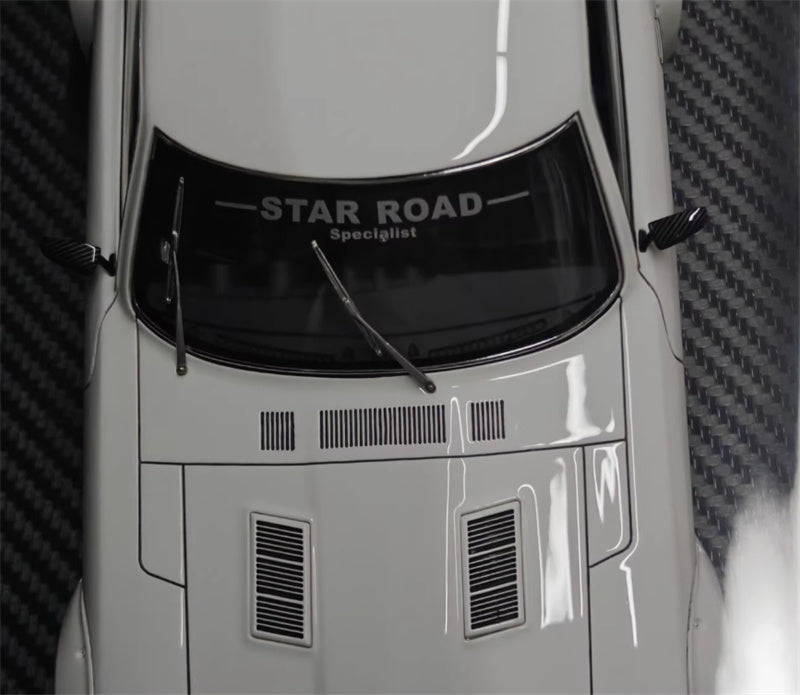 IGNITION MODEL Nissan Fairlady ZS30 STAR ROAD white 1:18 Car Pre-built Model view9