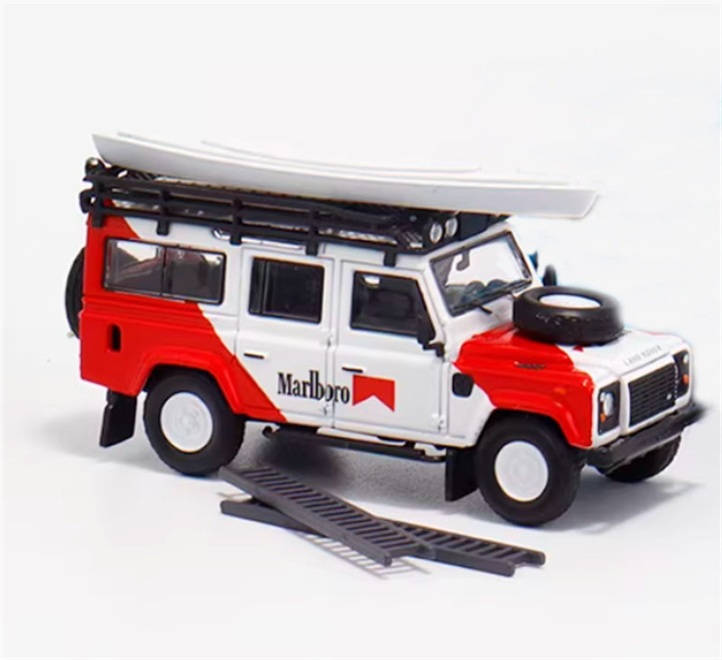 Master Land Rover Defender 110 Marlboro Painting With Accessories 1:64 Car Pre-built Airliner Model Display view3