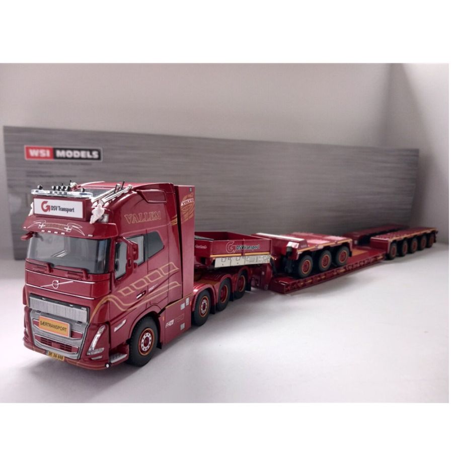 WSI  VOLVO FH5 GLOBETROTTER XL 8X4 LOWLOADER - 5 AXLE + DOLLY 3 - AXLE VALLEM 1:50 DIECAST Truck Lorry