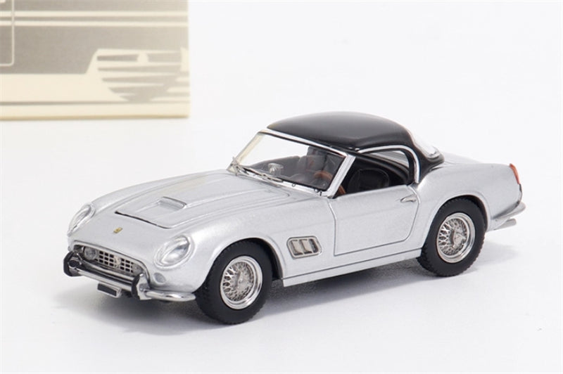 GFCC 1960 SWB Ferrari 250GT California Convertible Silver Limited Edition 499PCS ONLY LHD 1:64 car Pre-built Model view3