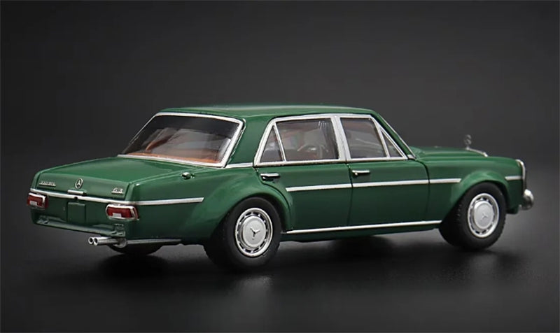 1:64 Mercedes Benz 300SEL W109 AMG Green BSC DIECAST Limited Edition 399pcs ONLY Model