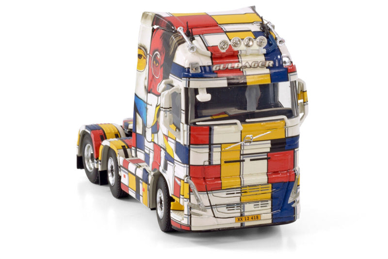 WSI VOLVO FH5 GLOBETROTTER XL 6X2 TWIN STEER GULDAGER 1/50 Truck Pre-built Model
