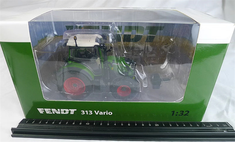 USK Fendt 313 Vario tractor Green 1:32 Truck Pre-built Model