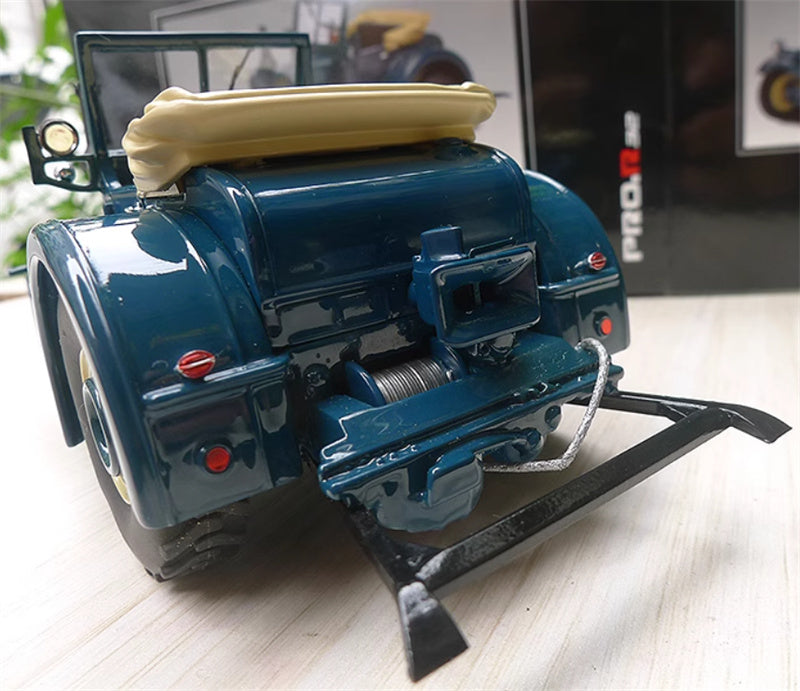 SCHUCO Lanz Eilbulldog German Bulldog Tractor Limited Edition 1500PCS ONLY royal blue 1:32 Truck Pre-built Model