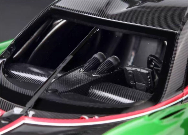 BBR MODELS Pagani Huayra R #29 Gloss black carbon/verde orati Limited Edition 100PCS ONLY Leather base 1:18 Car Pre-built Model view2