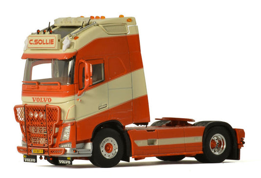 WSI VOLVO FH4 GLOBETROTTER XL 4X2 C. SOLLIE TRANSPORT 1:50 Truck Pre-built Model