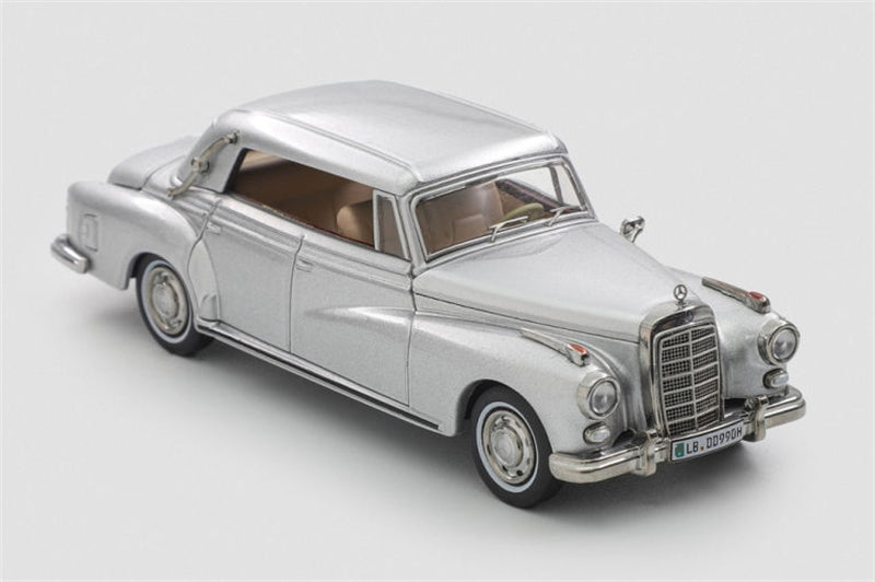 Mortal Model Mercedes Benz TYP 300D Cabriolet W189 Silver Limited Edition 799PCS ONLY LHD 1:64 car Pre-built Model view5