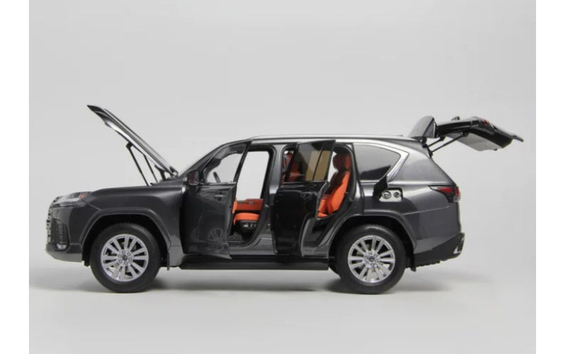 1:18 Lexus LX600 Gray LCD MODELS DIECAST Truck Model