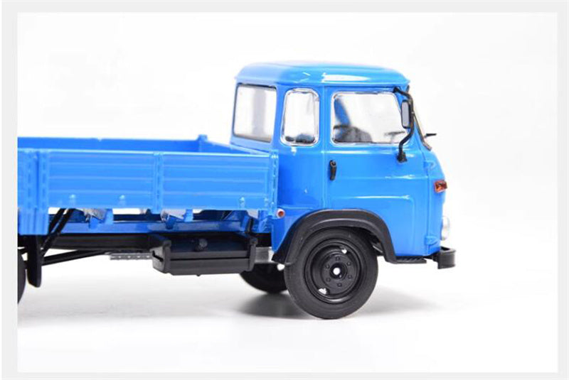Autohistory Czech Avia A31 small pallet truck 1:43 Truck Pre-built Model