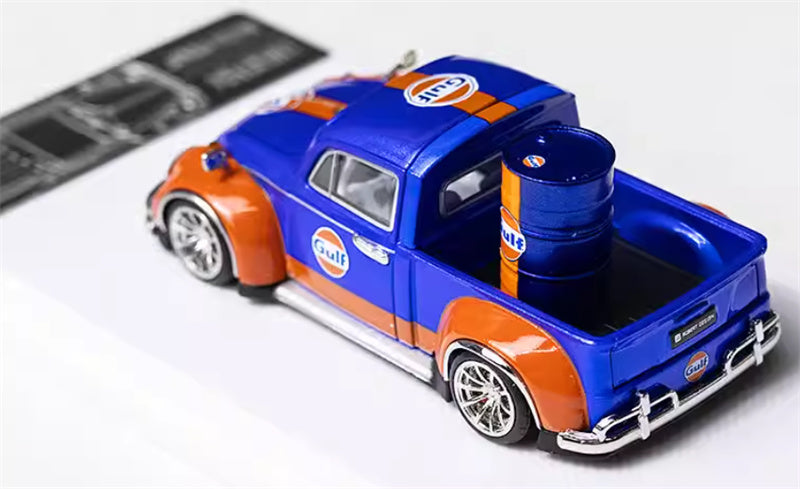 Liberty 64 Volkswagen Beetle Pickup Gulf Painting w/ resin Gulf oil drum 1:64 Car Pre-built Airliner Model Display view3