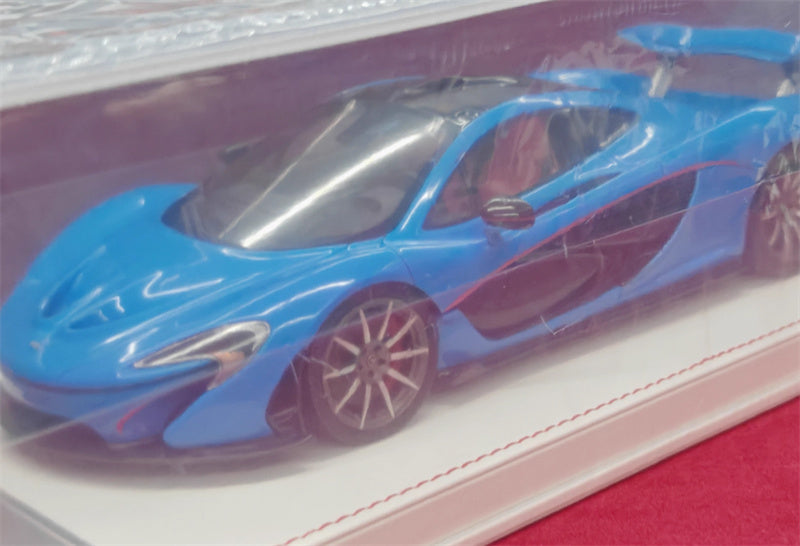 Dino Model McLaren p1 Blue Supercar White base 1:18 Car Pre-built Model view1