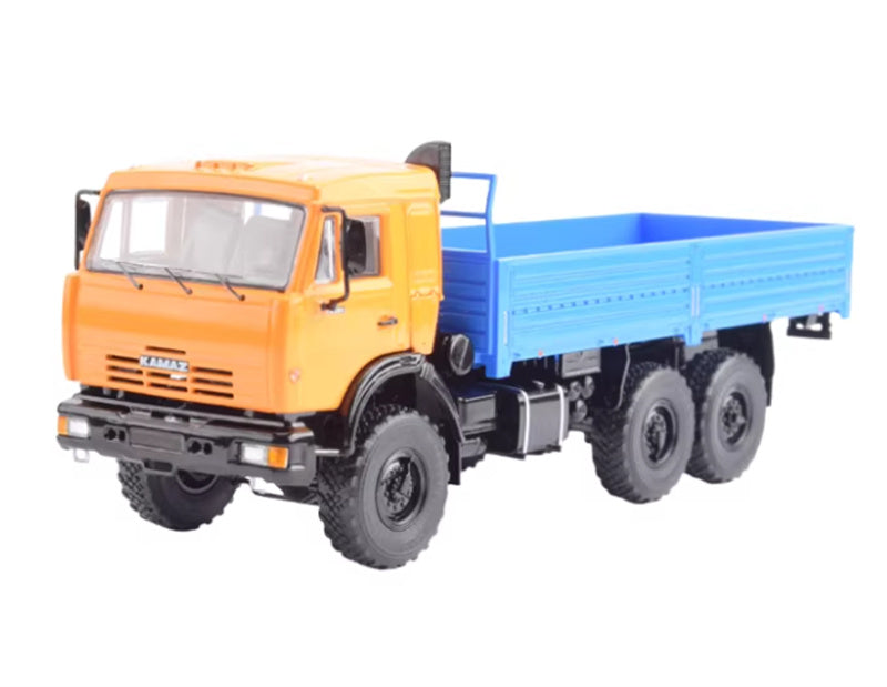 StartScaleModels Russia KAMAZ-43118 heavy-duty flatbed truck 1:43 Truck Pre-built Airliner Model Display view1
