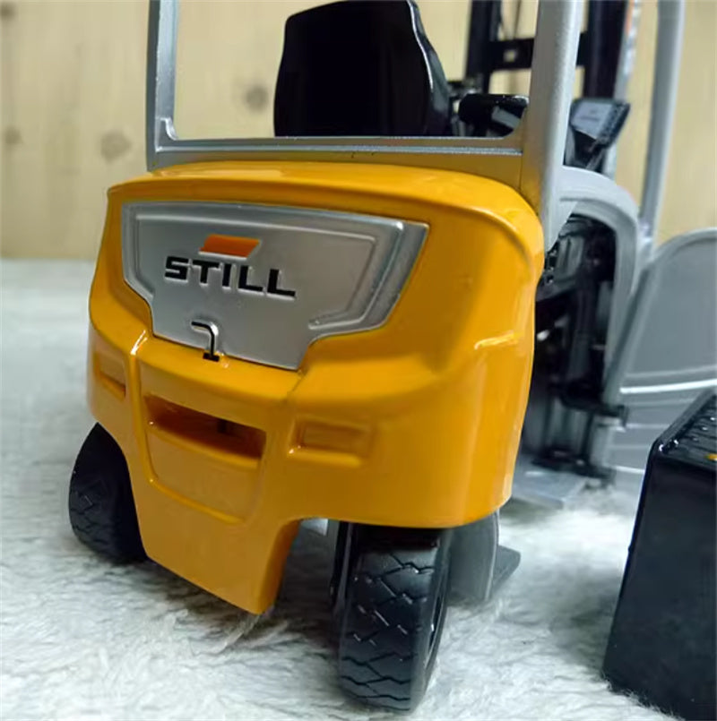 STILL German Elektro-Gabelstaplerklift Truck RX20-20 1:25 Truck Pre-built Model
